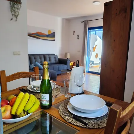 Holiday home Valperal, Piscina Climatizada Aire Acondicionado Posicion Estrategica!! *