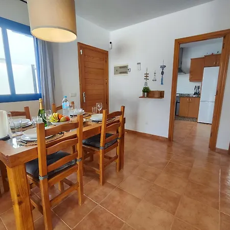 Holiday home Valperal, Piscina Climatizada Aire Acondicionado Posicion Estrategica!! *